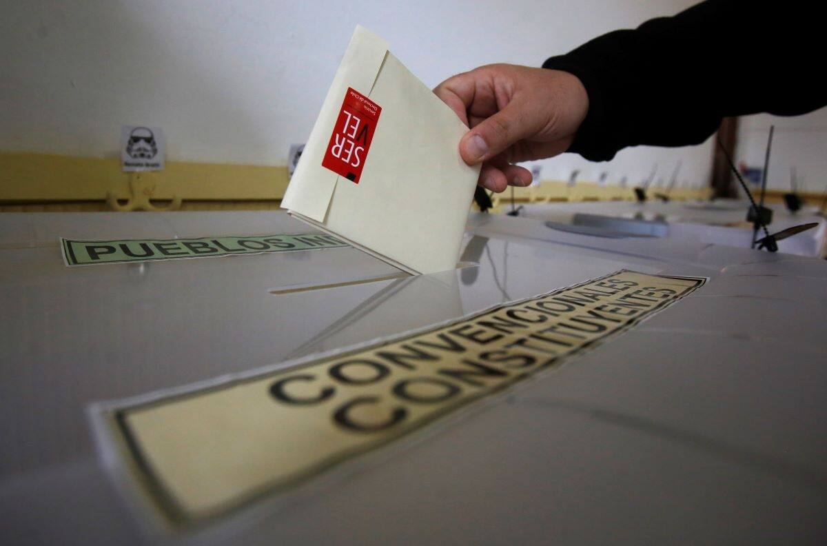 Elecciones 2021: Servel proyectó en 3 millones la participación durante primer día de votaciones