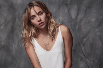 Muy minimalista y con un santuario: Así es la casa de María Gracia Omegna