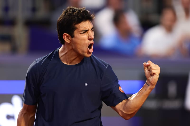 El chileno versus Juan Manuel Cerúndolo en el Chile Open. Foto: Agencia Aton