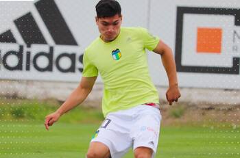 Promesa de O’Higgins partió a tradicional equipo del fútbol argentino