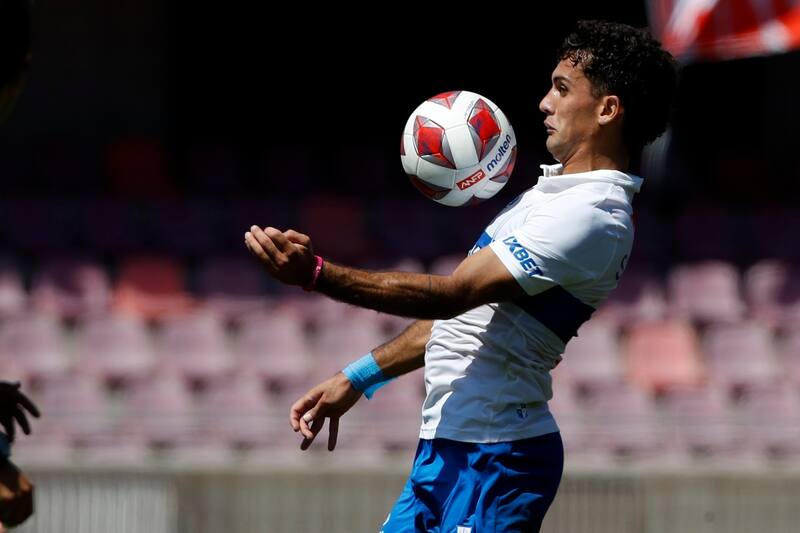 Ignacio Saavedra ha sido blanco de críticas en Católica. Foto: Agencia Aton.