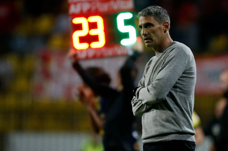 El entrenador fue cesado de su cargo en Santos. Foto: Agencia Aton.