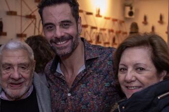 Quién es Julio Jung Duvauchelle, actor, comediante, director de teatro e hijo de Julio Jung y María Elena Duvauchelle