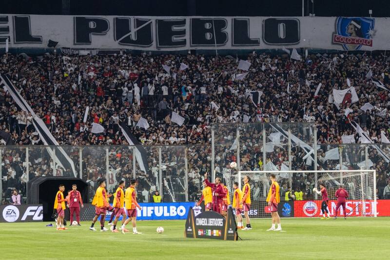 abuchearon como nunca a Paulo Díaz. Foto: Felipe Escobedo.