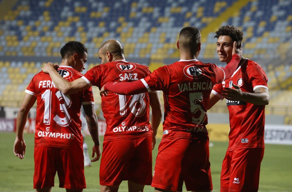 Unión La Calera tiene nuevo DT: viene del fútbol mexicano y fue compañero de Sebastián “Chamagol” González