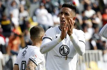 ENTREVISTA| Lucas Barrios prepara su debut como técnico: "Muchos clubes en Chile han preguntado"