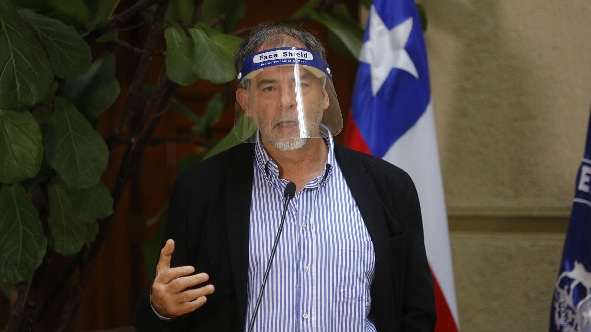Guido Girardi y proyecto del 10%: "Chile está en la UCI y requiere de apoyos excepcionalísimos"