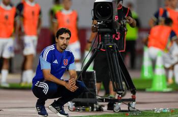 La respuesta de Francisco Meneghini al “Paqui ya se va” que cantó todo el Estadio Nacional