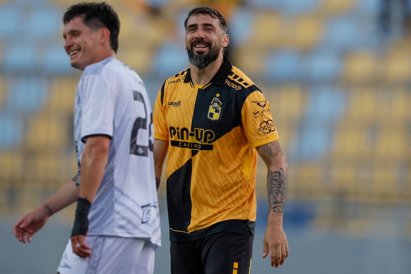Lucas Pratto anotó para los Piratas. Foto: Agencia Aton.
