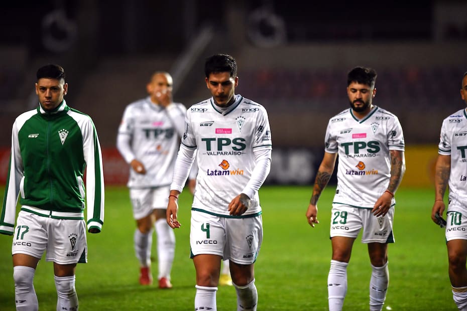 Los Caturros buscan refuerzos en la portería y la zaga tras seguidilla de goleadas. /Photosport