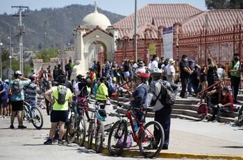 VIDEO | Peregrinación a Lo Vásquez: Cientos de personas comienzan a llegar al santuario