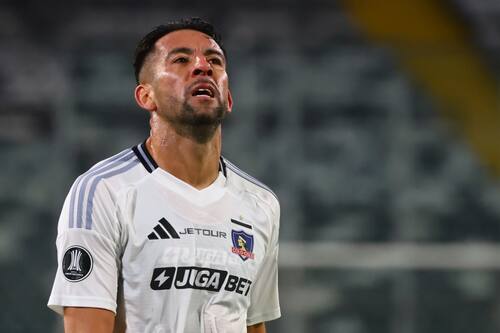 El lateral derecho desea continuar en Colo Colo.