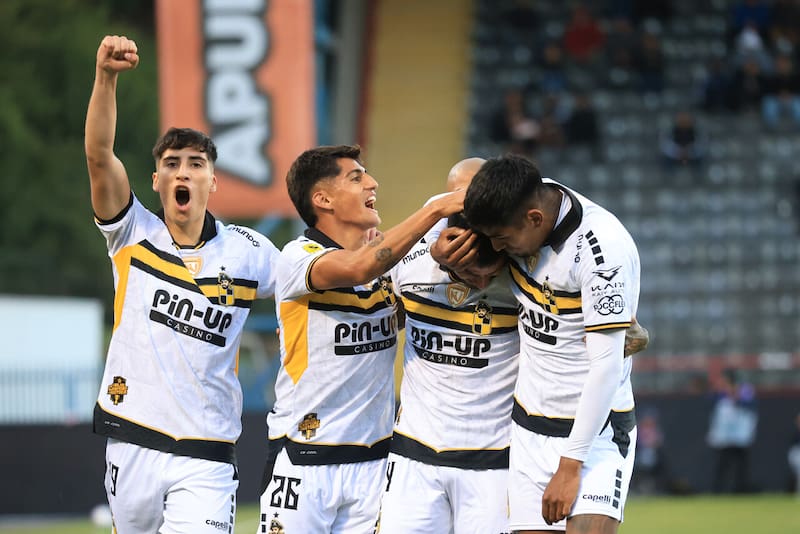 Los Piratas vencieron a Huachipato en la Copa de la Liga. Foto: Agencia Aton.