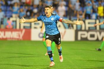 Representante de delantero que podría llegar a Colo Colo: "Es parecido a Fernando Zampedri"