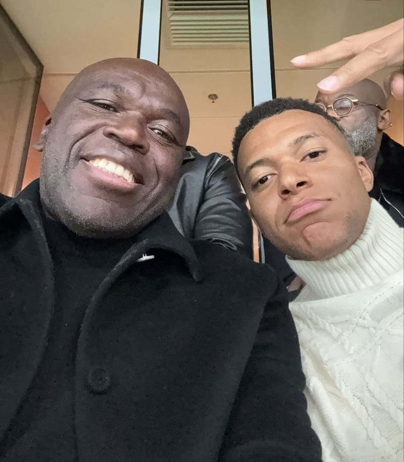 el padre se mostró contento por la posible llegada de Zinedine Zidane al banquillo de la selección francesa