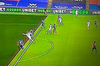 El increíble error del VAR que complica a Marcelo Bielsa en la Premier League