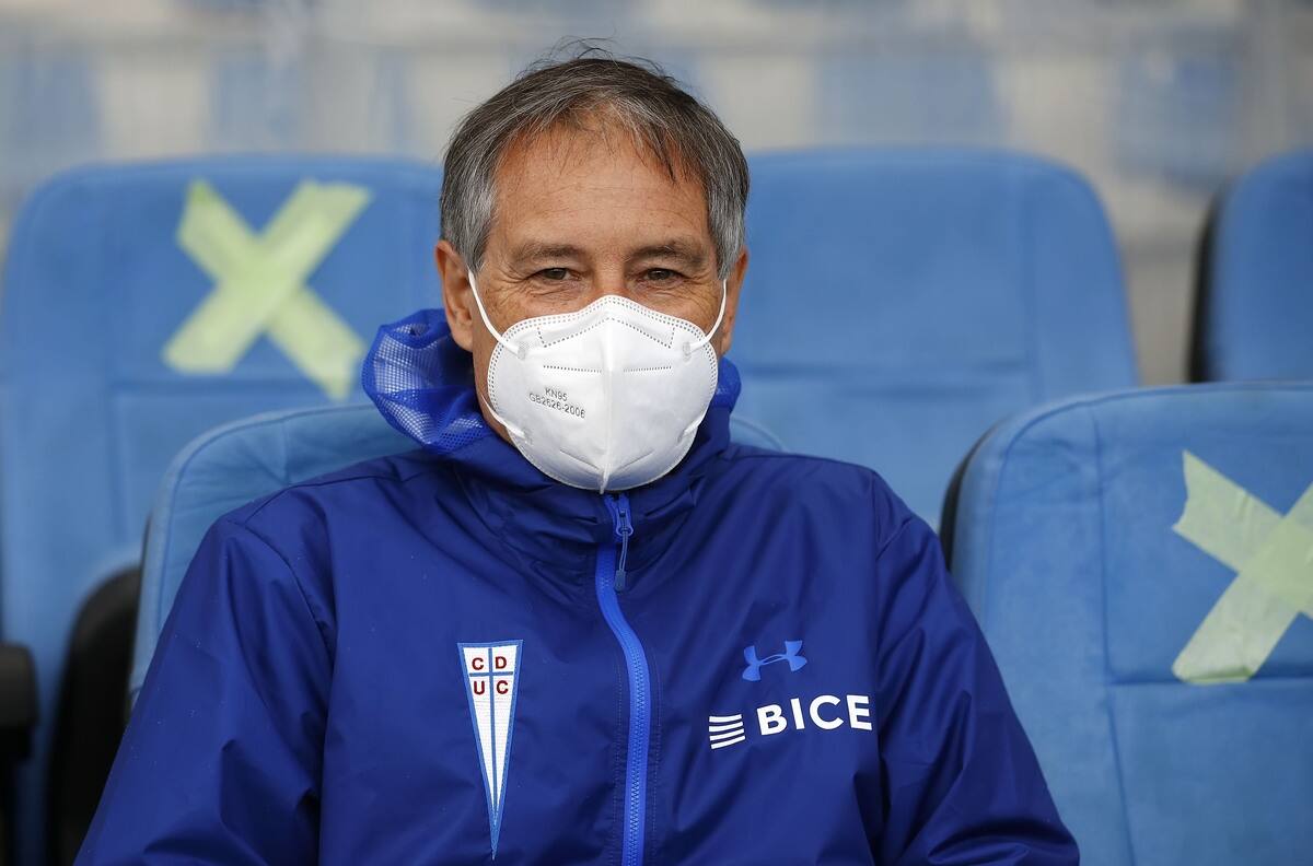 Los dos futbolistas de la UC que no serían renovados para la siguiente temporada