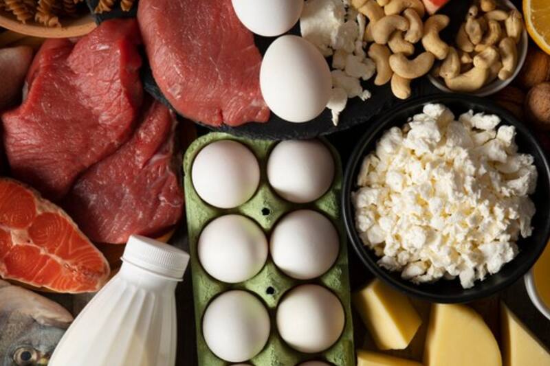 El consumo de ciertos alimentos ayuda a cuidar nuestra musculatura, según los expertos.