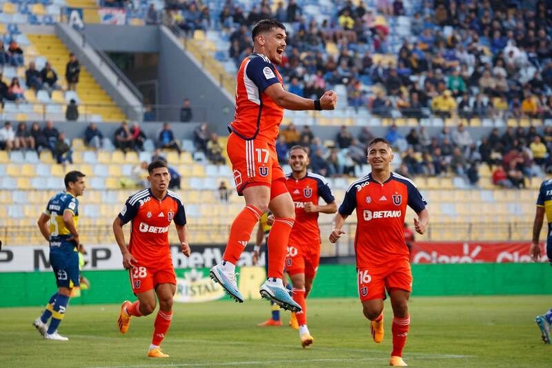 El defensor vive un gran momento en la Universidad de Chile.
Raul Zamora/Photosport