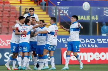 Sería en el Santa Laura: la UC jugaría un amistoso contra equipo de Primera División de Argentina