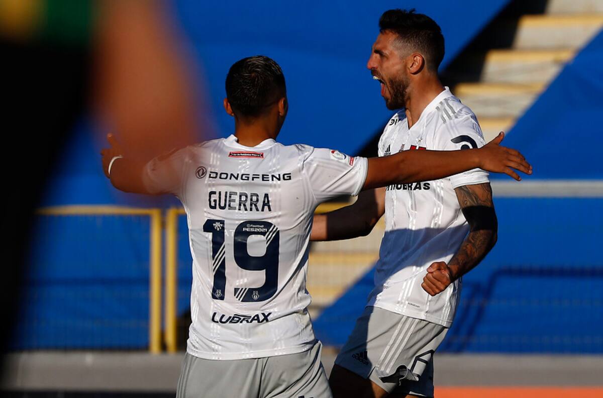 Golazo: Joaquín Larrivey estiró la ventaja de la U sobre Palestino