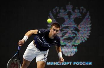 Borna Coric se medirá con Rublev en la final del ATP de San Petersburgo
