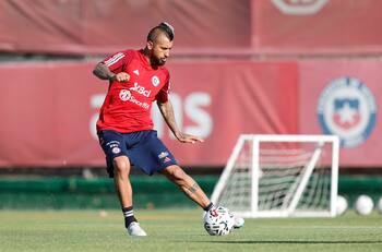 La Roja sub-23 tuvo invitado de lujo: Arturo Vidal entrenó con el plantel que disputará el preolímpico