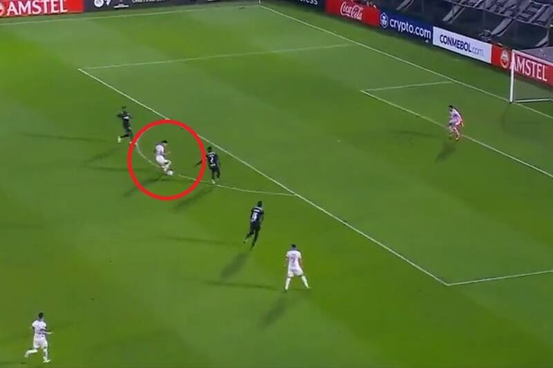 nuevo delantero de Colo Colo.