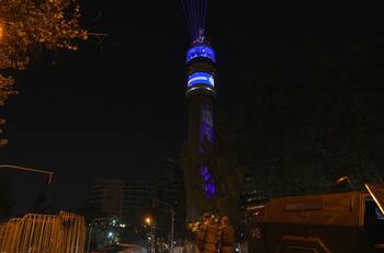 Torre Entel cancela su show de fuegos artificiales para el Año Nuevo 2023: Empresa distribuidora no tenía los permisos necesarios