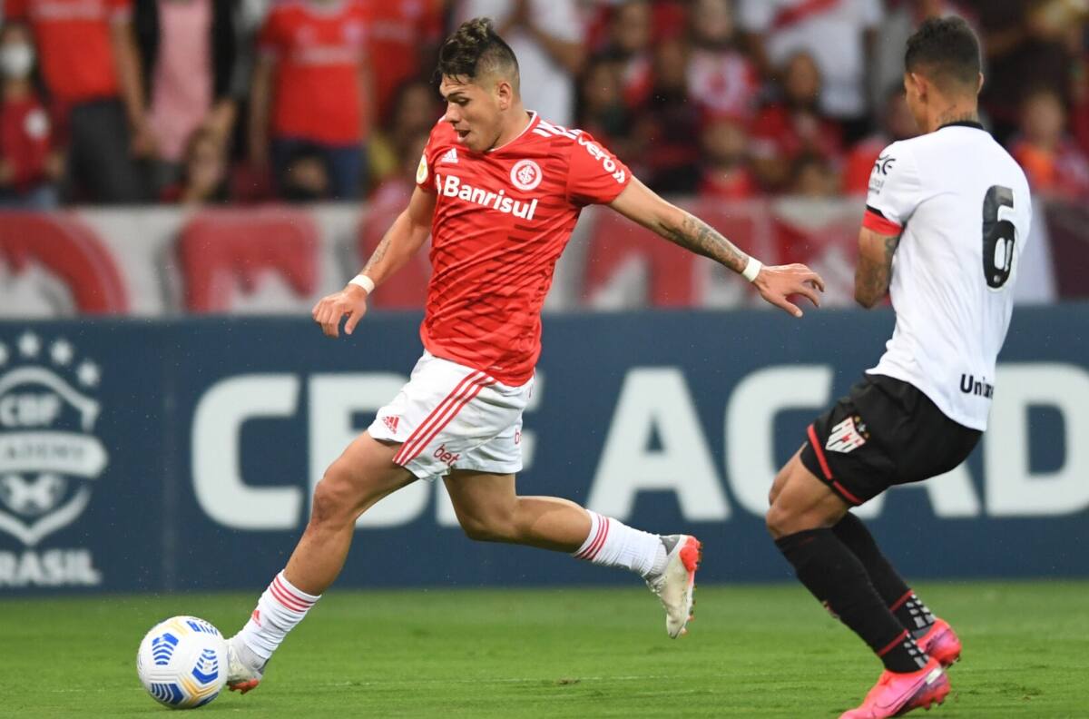 Carlos Palacios asumirá una importante tarea en Inter de Porto Alegre en el cierre del Brasileirao