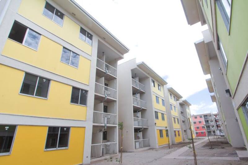 La empresa está trabajando en la construcción de unidades habitacionales, las que están concentradas en el sur del país.