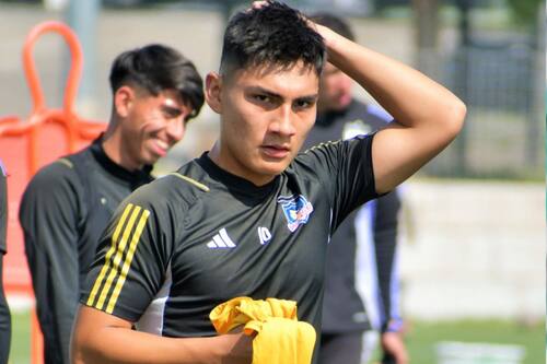 El volante boliviano está a prueba en Colo Colo.