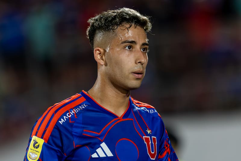 Lucas Assadi desafía a Azul Azul por la renovación y le pone fecha a su regreso en la U. Foto: Felipe Escobedo / En Cancha