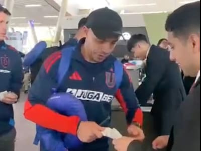 ¿Casi se queda abajo? El momento que protagonizó Marcelo Díaz antes del viaje de la U a Brasil
