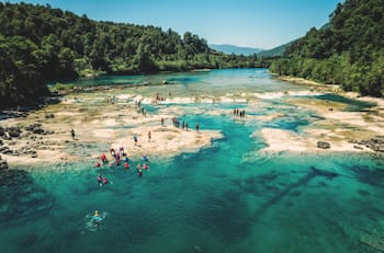 Pozones del río San Pedro: Un rincón natural y perfecto para refrescar las vacaciones en la Región de Los Ríos