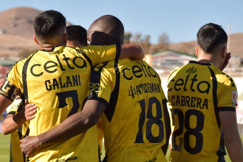 Los Piratas venieron a Colo Colo Sub 20, en la previa del partido del primer equipo. Foto: Agencia ATON.