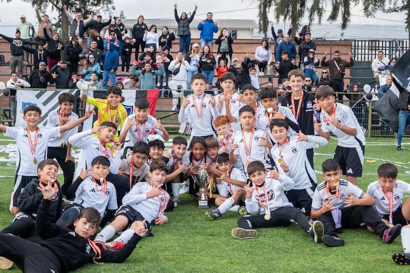 Los Albos vencieron por 1-0 a Universidad Católica en la final del Torneo de Iniciación. Foto: Colo Colo Oficial.