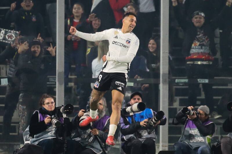 . Javier Correa celebra su gol ante Cobresal. Foto: Agencia Aton.