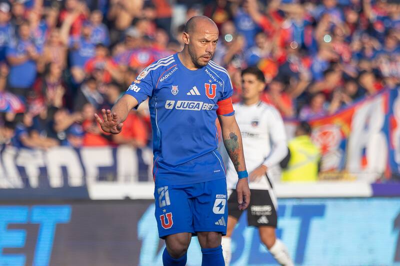Marcelo Díaz en el Superclásico. Foto: Felipe Escobedo.