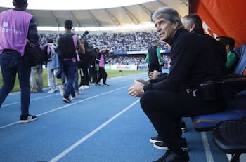 "Salió del closet": Impacto por declaraciones de Manuel Pellegrini sobre el Golpe Militar y el Estallido Social