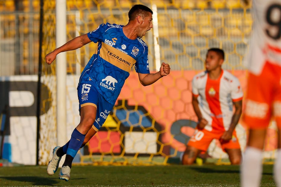 en su paso por Everton. Foto: Aton