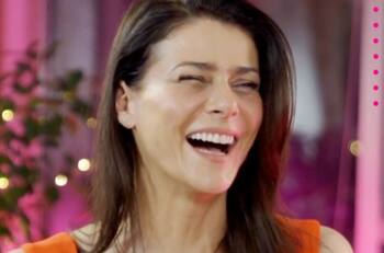 "Belleza única de Chile": Tonka Tomicic se llenó de elogios con su increíble look