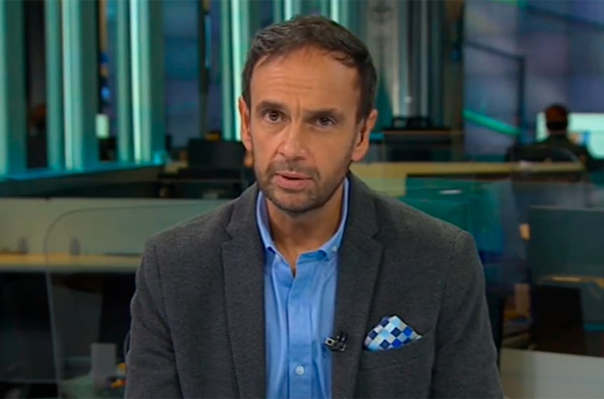 Mega bajará intensidad de cobertura en día del Joven Combatiente tras ataque a Iván Núñez y camarógrafo de TVN