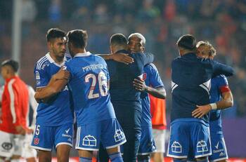 "Siempre hay conversaciones": Jugador buscado por la U se refirió al interés azul