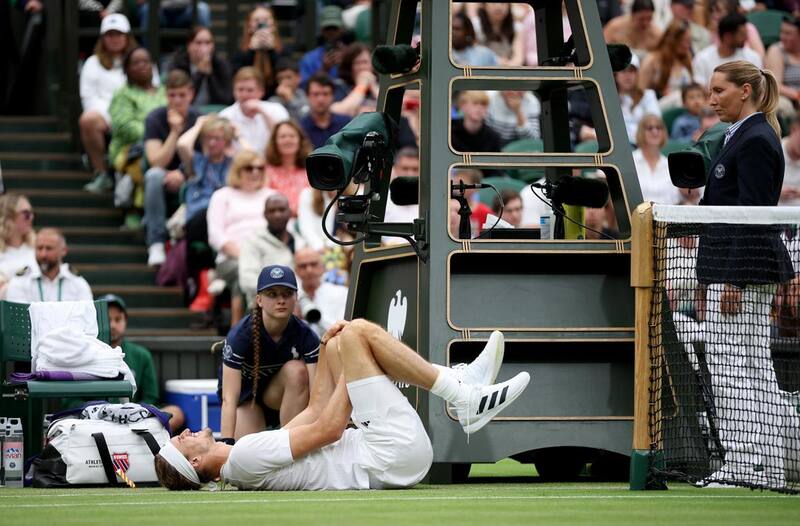 Fea caída de Alexander Zverev. EFE