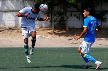 ¡Celebra Arturo Vidal! Rodelindo Román derrotó a Municipal Santiago y se acerca al profesionalismo
