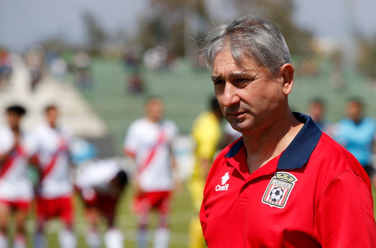 Dalcio Giovagnoli fue desvinculado de Curicó Unido tras racha negativa
