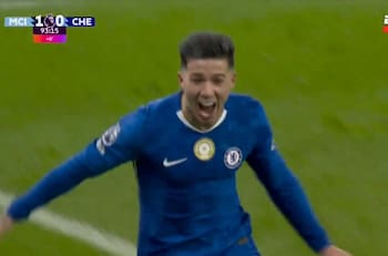 VIDEO | ¡Agónico! Chelsea le quita el triunfo al City en los descuentos y le da una mano al archirrival