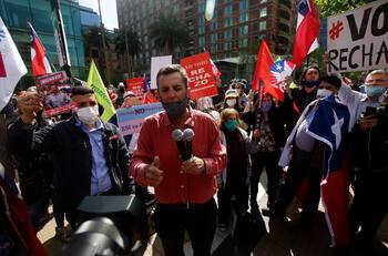 "El comando me pedía difundir ciertos contenidos": Gonzalo de la Carrera por el uso de fake news contra Boric
