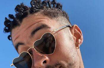 ¡Qué tierno!: Bad Bunny reveló inéditas fotografías navideñas de cuando pequeño